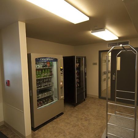 Woodspring Suites Уиллистон Экстерьер фото