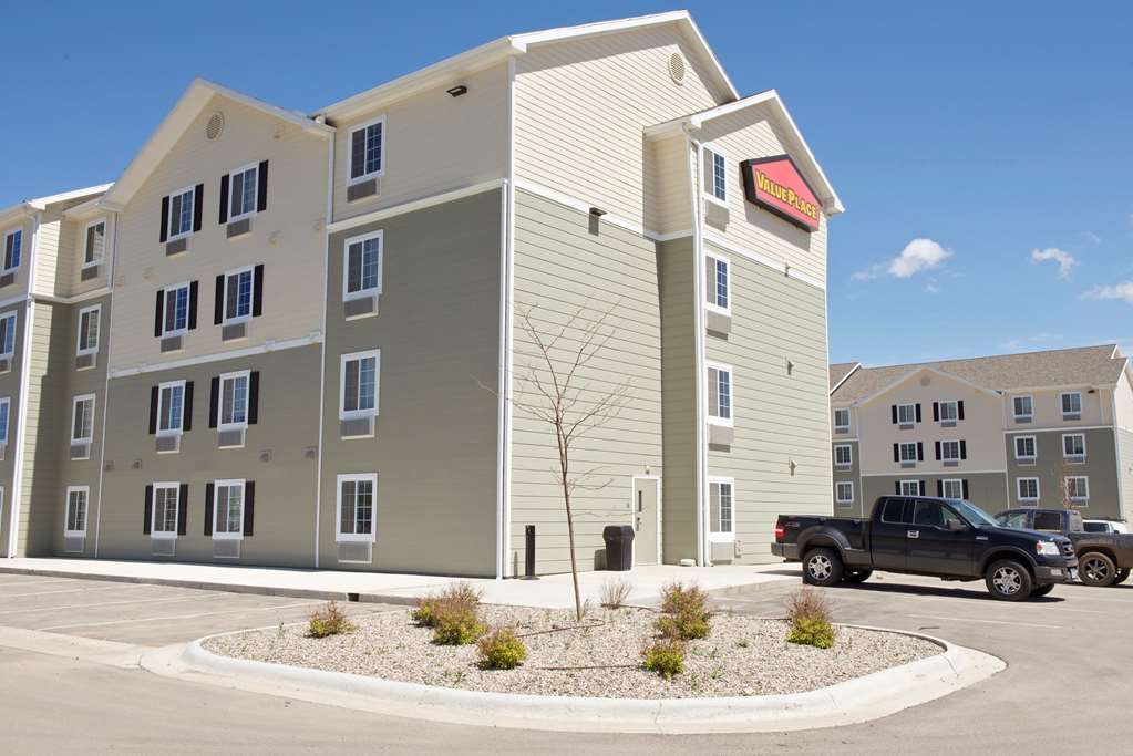 Woodspring Suites Уиллистон Экстерьер фото