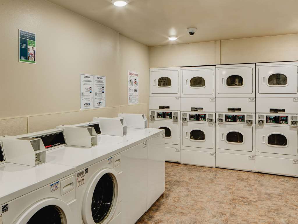 Woodspring Suites Уиллистон Удобства фото